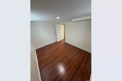 9505 165th Avenue, Howard Beach, NY 11414 - Photo 16