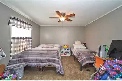 50 Tower Lane, Levittown, NY 11756 - Photo 8