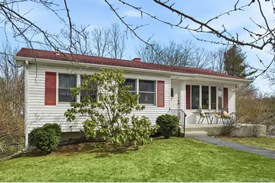 3316 Poplar Street, Yorktown Heights, NY 10598 - Photo 4