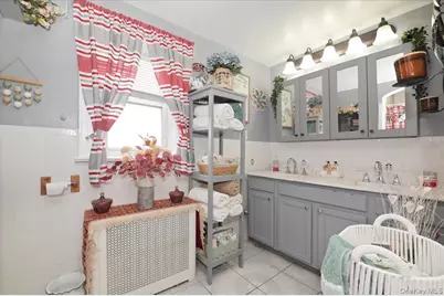 13071 225th Street, Springfield Gardens, NY 11413 - Photo 26