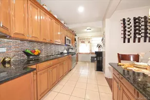 130-71 225th St, Springfield Gardens, NY 11413 - Photo 12