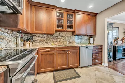 8 Fawn Ridge #8, Millwood, NY 10546 - Photo 12