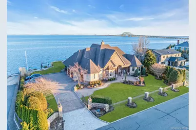 4 Shoal Drive, West Islip, NY 11795 - Photo 1