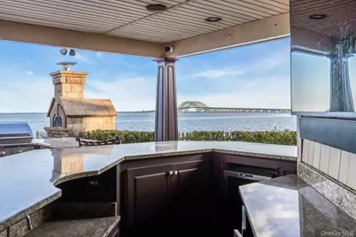 4 Shoal Drive, West Islip, NY 11795 - Photo 36