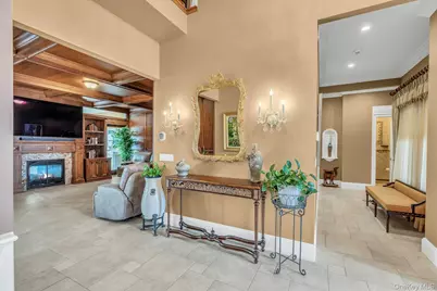 4 Shoal Drive, West Islip, NY 11795 - Photo 14