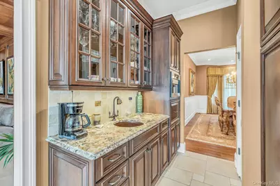 4 Shoal Drive, West Islip, NY 11795 - Photo 10