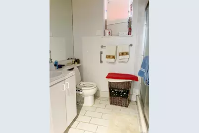 10 Canterbury Road #1B, Great Neck, NY 11021 - Photo 6