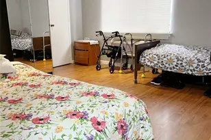 10 Canterbury Rd, Great Neck, NY 11021 - Photo 4