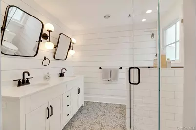 237 6th Street, Greenport, NY 11944 - Photo 24