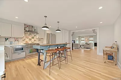 237 6th Street, Greenport, NY 11944 - Photo 10