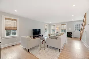 237 6th St, Greenport, NY 11944 - Photo 4