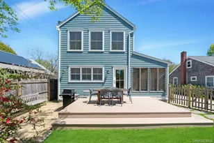 237 6th St, Greenport, NY 11944 - Photo 26