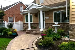 15 Walters Ave, Syosset, NY 11791 - Photo 2