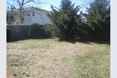 704 Prospect Place, Bellmore, NY 11710 - Photo 14