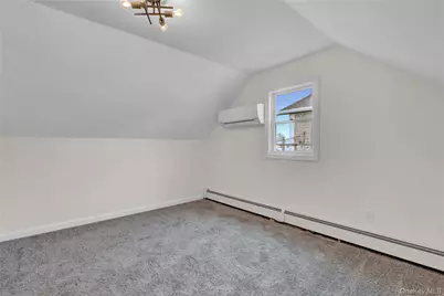 449 N Indiana Avenue, Lindenhurst, NY 11757 - Photo 24