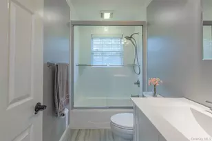 161 Cranberry Ct, Melville, NY 11747 - Photo 30