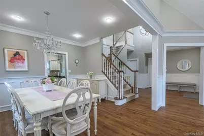 161 Cranberry Court, Melville, NY 11747 - Photo 12