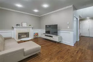 161 Cranberry Ct, Melville, NY 11747 - Photo 18