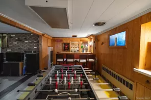 2637 Lexington Ave, East Meadow, NY 11554 - Photo 32