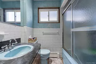 2637 Lexington Ave, East Meadow, NY 11554 - Photo 24