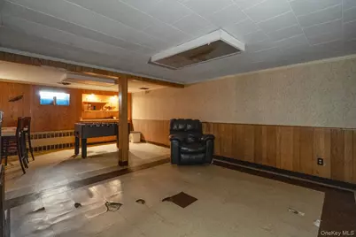 2637 Lexington Avenue, East Meadow, NY 11554 - Photo 34