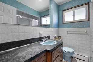 2637 Lexington Ave, East Meadow, NY 11554 - Photo 22