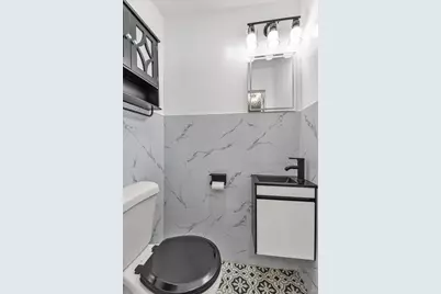 9342 204th Street, Hollis, NY 11423 - Photo 10