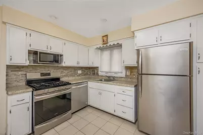11-23 130th Street, College Point, NY 11356 - Photo 6