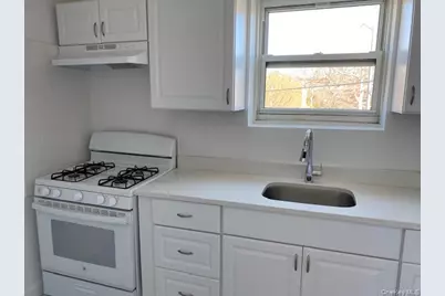 74-18 263rd Street #B-2, Glen Oaks, NY 11004 - Photo 4