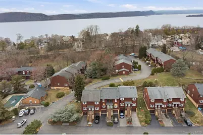 17 Knoll View, Ossining, NY 10562 - Photo 2