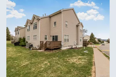 601 Crab Apple Lane, New Windsor, NY 12553 - Photo 22