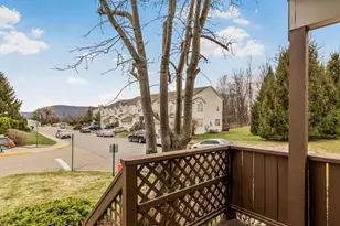 601 Crab Apple Ln, New Windsor, NY 12553 - Photo 20