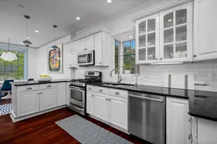 33 Young Ave, Pelham, NY 10803 - Photo 12
