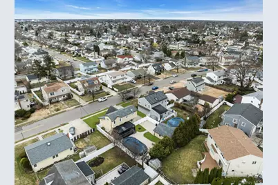 21 Terrell Lane, Hicksville, NY 11801 - Photo 26