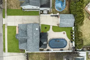 21 Terrell Ln, Hicksville, NY 11801 - Photo 24