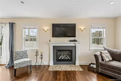 84 Barnes Street, Long Beach, NY 11561 - Photo 12