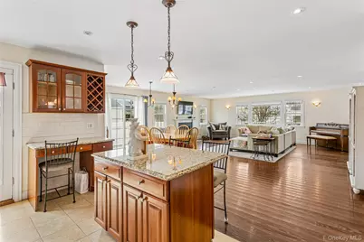 84 Barnes Street, Long Beach, NY 11561 - Photo 14