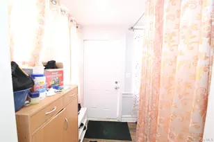 91-18 173rd St, Jamaica, NY 11432 - Photo 26