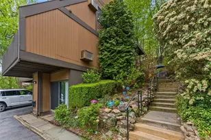 114 Ogden Ave, Dobbs Ferry, NY 10522 - Photo 2