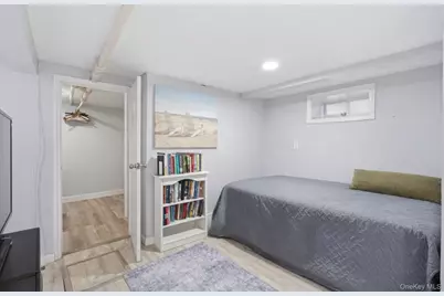 20532 104th Avenue, Saint Albans, NY 11412 - Photo 16