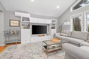 45 Winthrop Rd, Plainview, NY 11803 - Photo 10