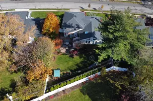 45 Winthrop Rd, Plainview, NY 11803 - Photo 32