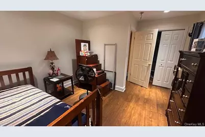 1240 Langdon Boulevard, Rockville Centre, NY 11570 - Photo 12