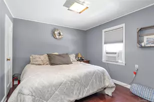 130 Custer Ave, Williston Park, NY 11596 - Photo 12