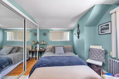 130 Custer Avenue, Williston Park, NY 11596 - Photo 14