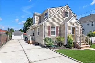 130 Custer Ave, Williston Park, NY 11596 - Photo 2