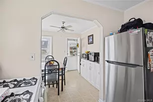 282 Caryl Dr, Lawrence, NY 11559 - Photo 12