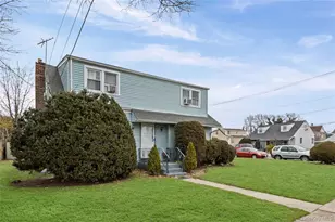 282 Caryl Dr, Lawrence, NY 11559 - Photo 2