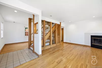 94-11 70th Avenue, Forest Hills, NY 11375 - Photo 18