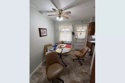 118 Carol Road, East Meadow, NY 11554 - Photo 8